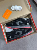 Nike DUNK PIGEON RED