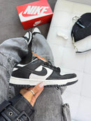 Nike DUNK LOW PANDA