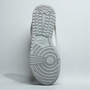 Modelo SB Dunk Low-Cinza