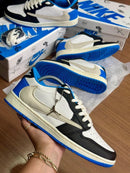 Tênis Air Jordan 1 Low Travis Scott - Royal