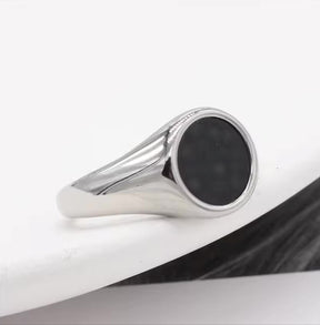 Anel Rounder Ônix de Aço Prata