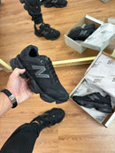 Tênis New Balance 9060 Couro - Preto